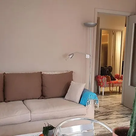 Апартаменты Charmant Dans Avec Piscine
